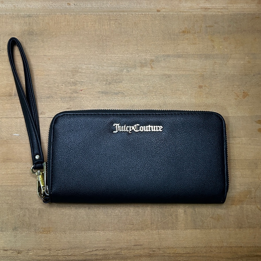 Juicy Couture Black Wristlet Wallet OS